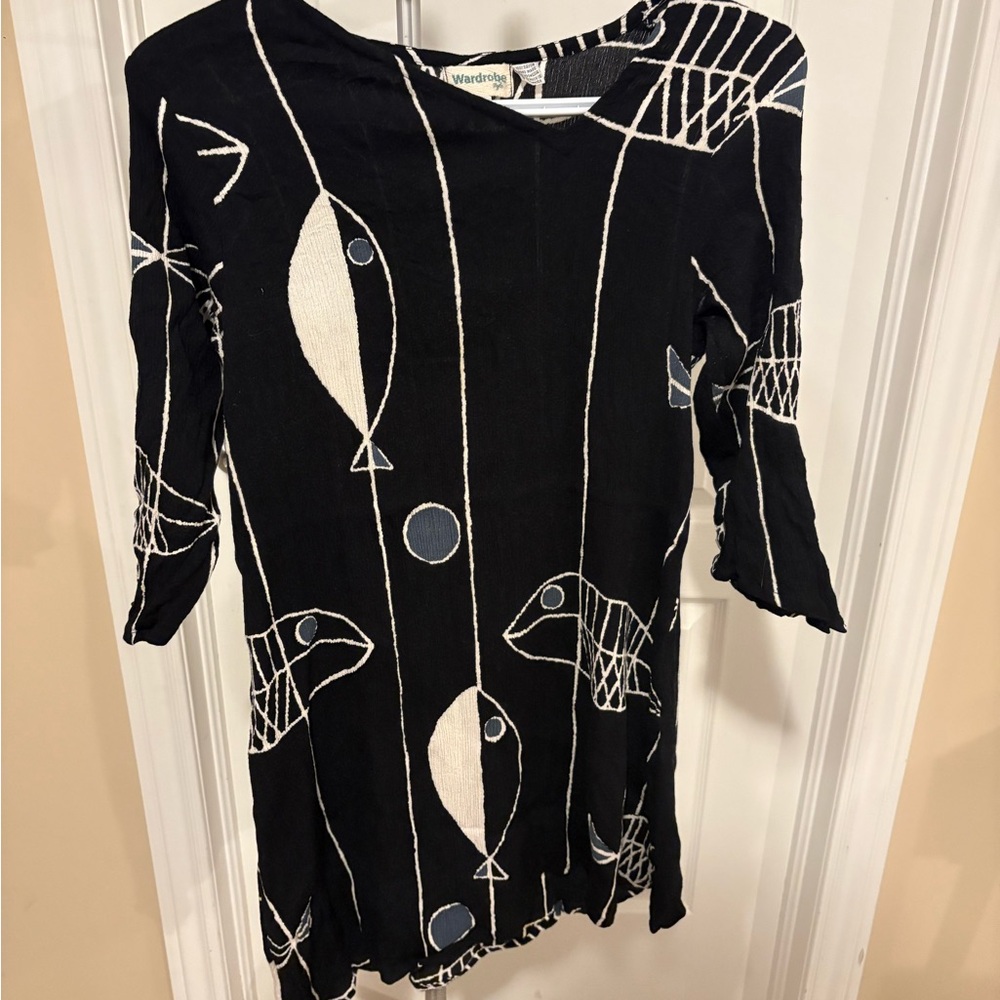 Black and White Fish Pattern top
